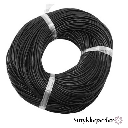 Lædersnor rund, sort 1mm. Stykke på 1 meter.