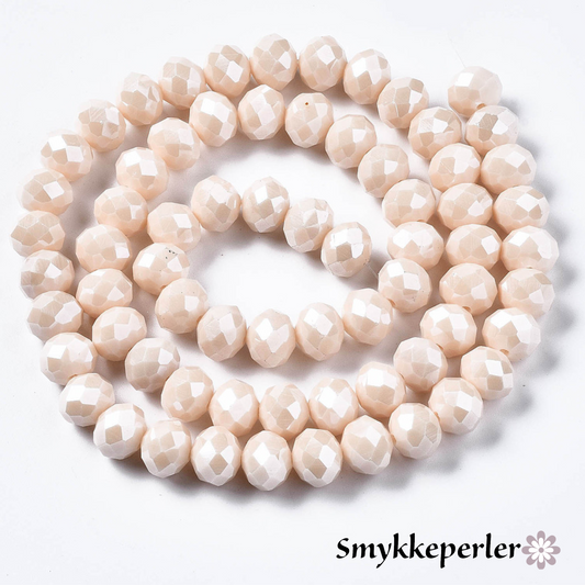 Glasfacetter 3x4 mm. Hel streng. Beige.