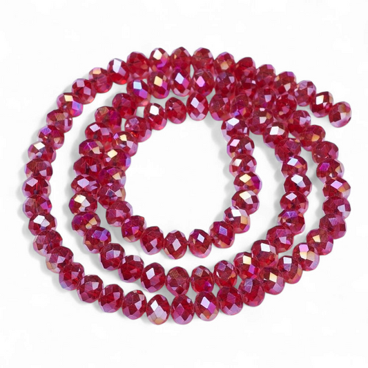 Glasfacetter rondeller klare røde 4x3mm. hel streng.