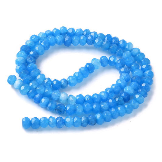 Jadefacetter rondeller. Dodger blå 5x3 mm. Hel streng.