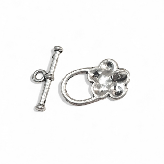 Blomster lås. Antik sølv look.