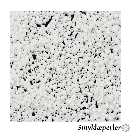 Cylinderperler delica style 2x1,5mm. 10g. Hvid.