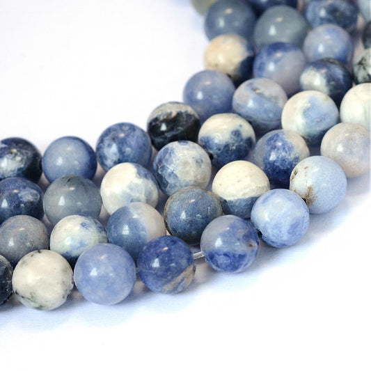 Sodalite naturel 4mm. Hel streng på ca. 38 cm.