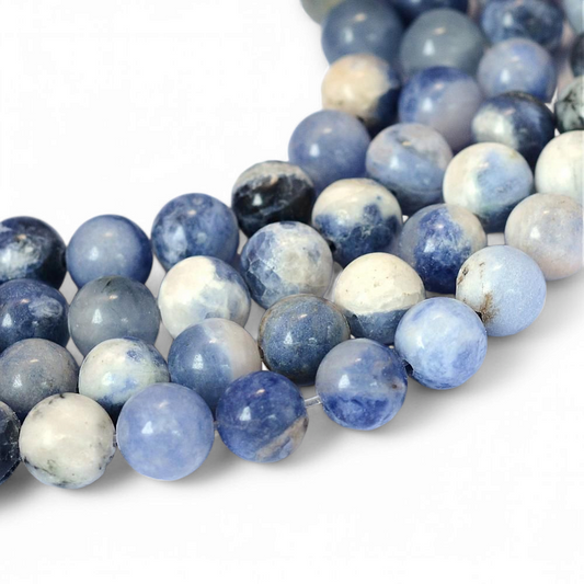 Sodalite naturel 6mm. Hel streng på ca. 38 cm.