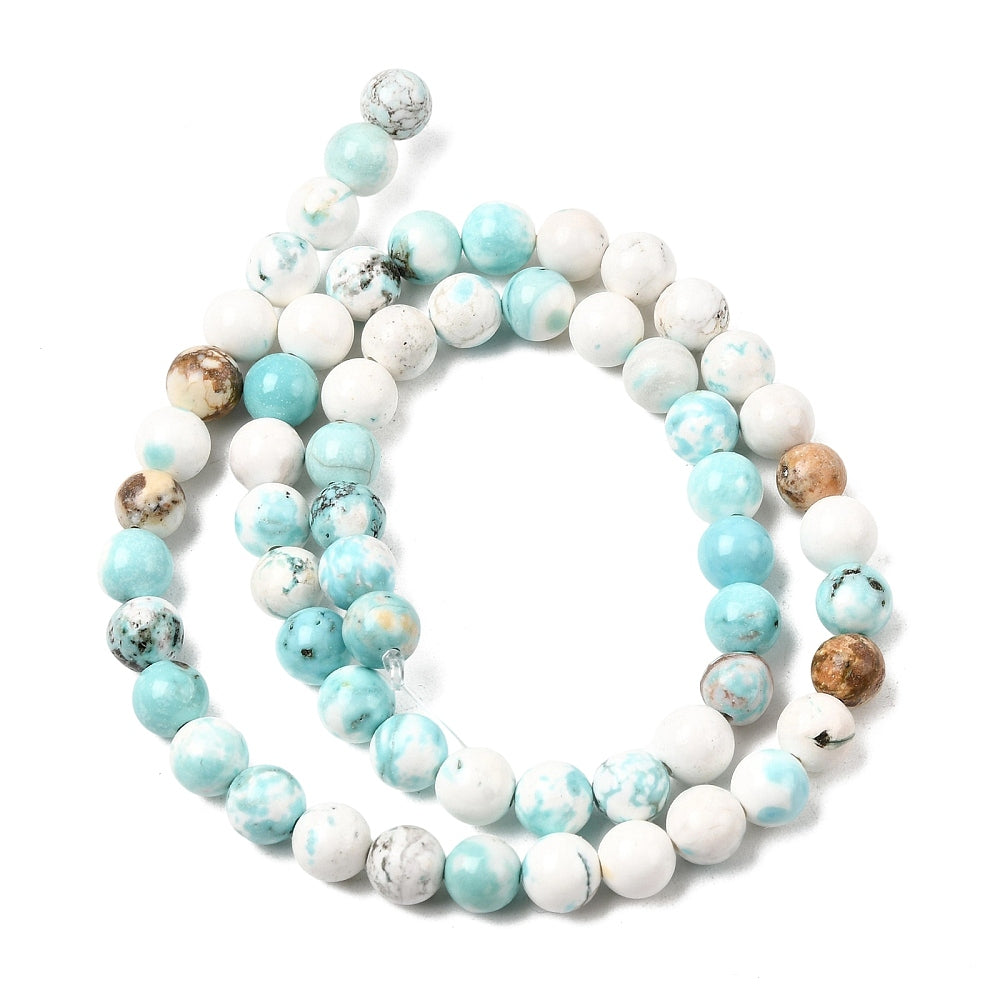 Howlite naturel 6mm turkis. Hel streng på ca. 38 cm.