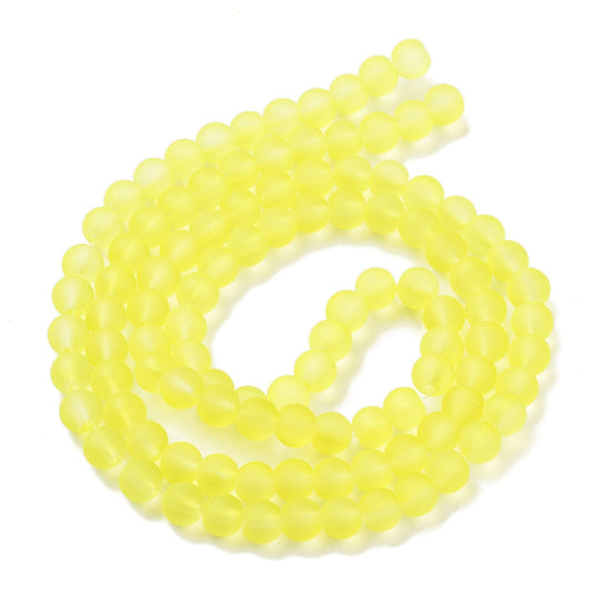 Jadeperler lysegul. 6 mm. Hel streng.