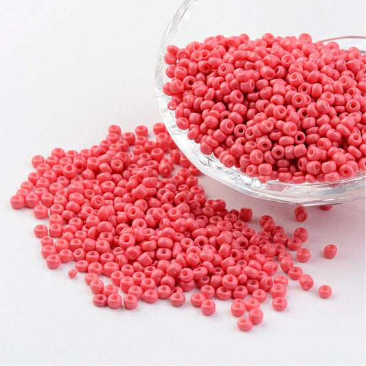 Seed beads coralrød opaque. Ca. 3 mm.